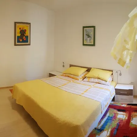Dora Apartment Pula
